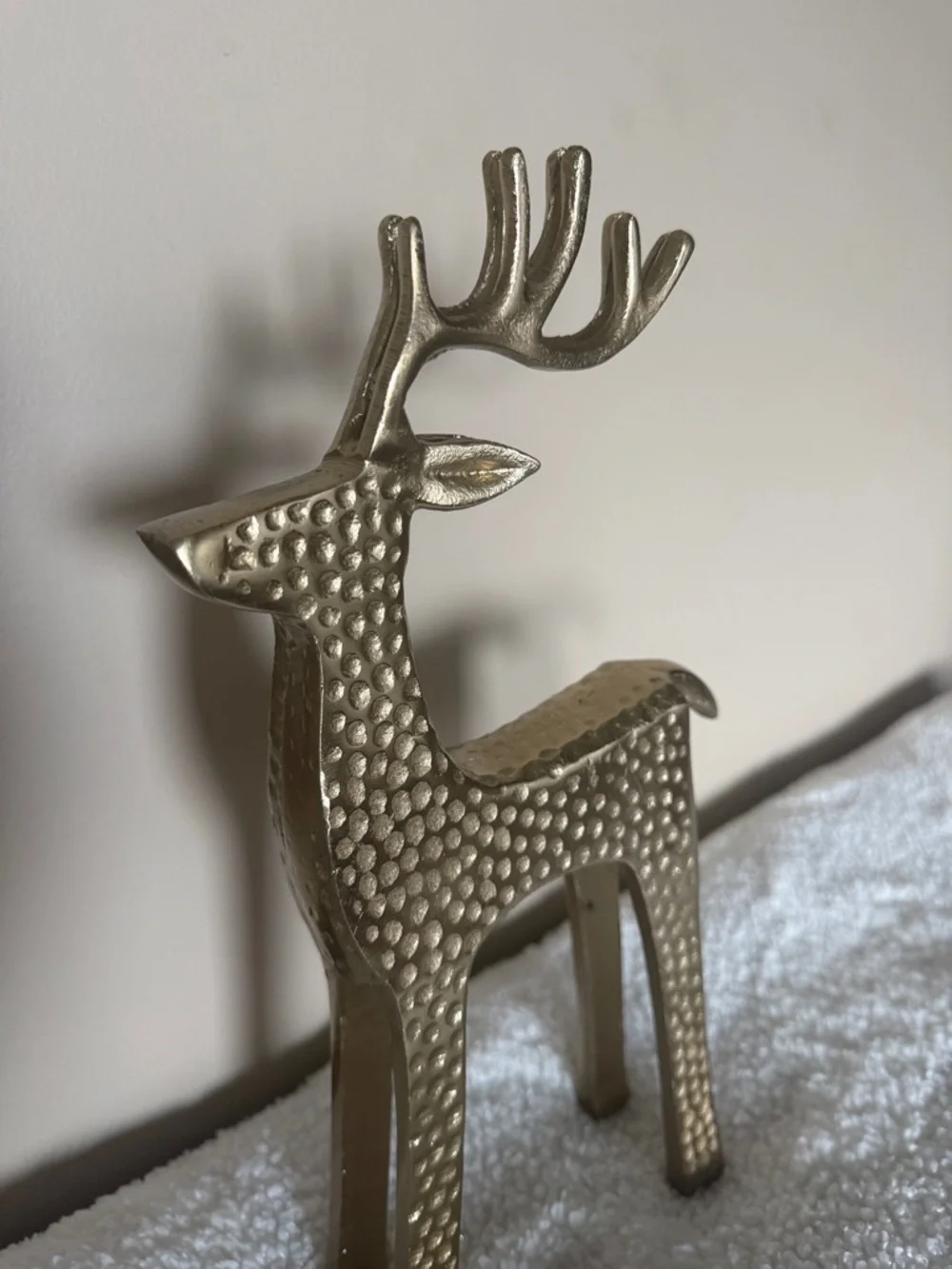Holiday Christmas Gold Hammered Reindeer Decor NEW!